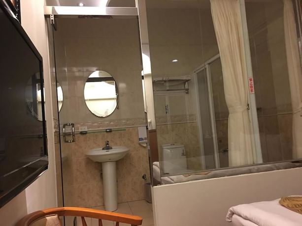Imagen de la habitación del Hotel Ri Yue Hu Pan. Foto 7
