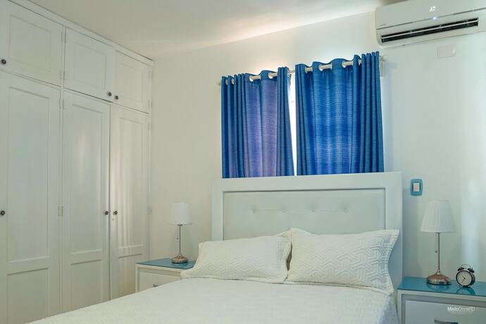 Imagen de la habitación del Hotel Ria Aparta. Foto 17
