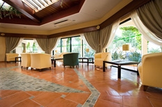 Imagen de los interiores del Hotel Ria Plaza Resort. Foto 4