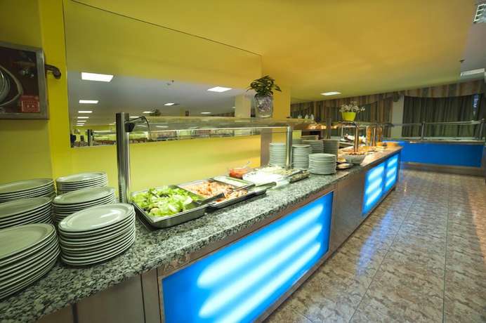 Imagen del bar/restaurante del Hotel Ría Mar. Foto 4