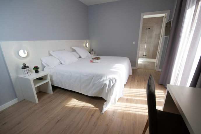 Imagen de la habitación del Hotel Río Asón. Foto 7