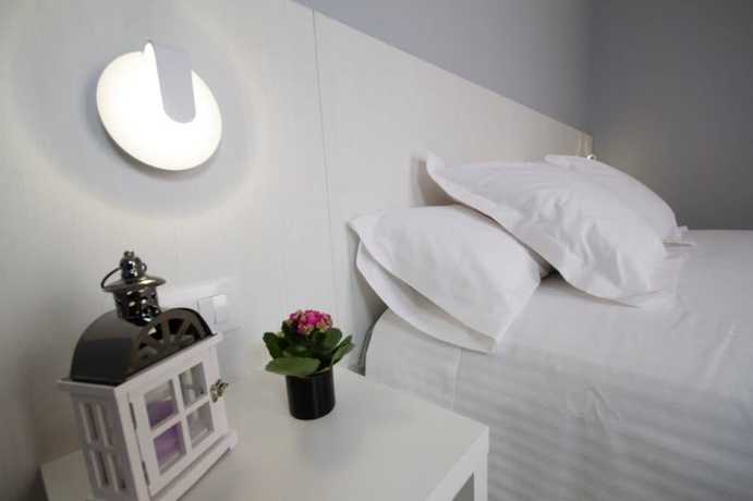 Imagen de la habitación del Hotel Río Asón. Foto 16