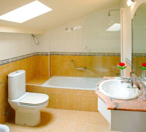 Imagen de la habitación del Hotel Río Cabia. Foto 6