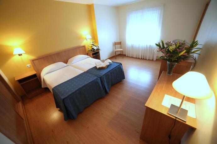 Imagen de la habitación del Hotel Río Ulla Monterroso. Foto 5