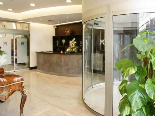 Imagen de los interiores del Hotel R&iacute;os, San Adri&aacute;n. Foto 18