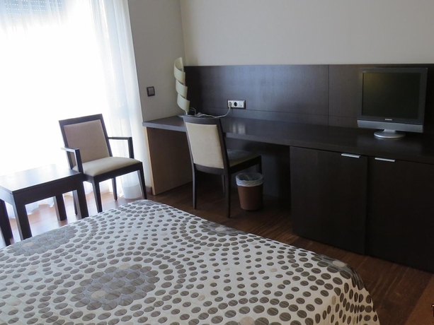 Imagen de la habitación del Hotel R&iacute;os, San Adri&aacute;n. Foto 15