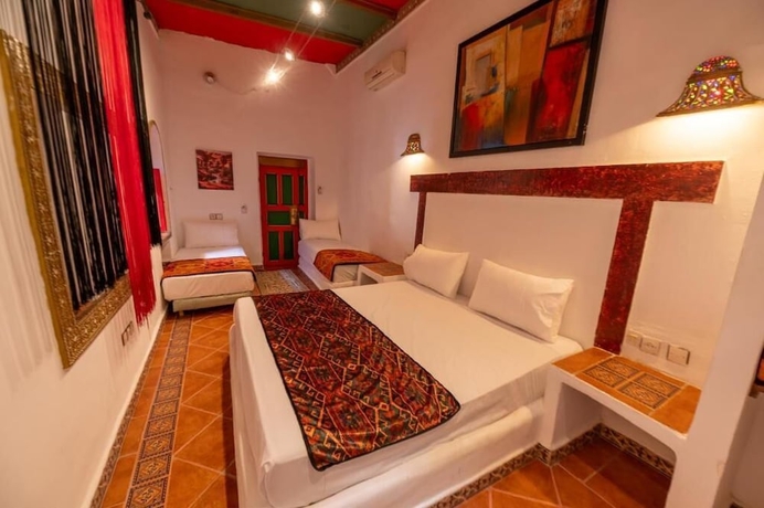 Imagen de la habitación del Hotel Riad Amira Luxury Palace. Foto 2