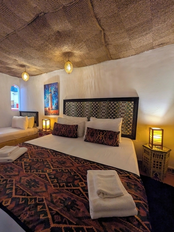Imagen de la habitación del Hotel Riad Amira Luxury Palace. Foto 8