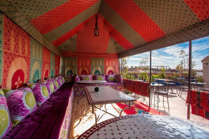 Imagen de los exteriores del Hotel Riad Aymane. Foto 22