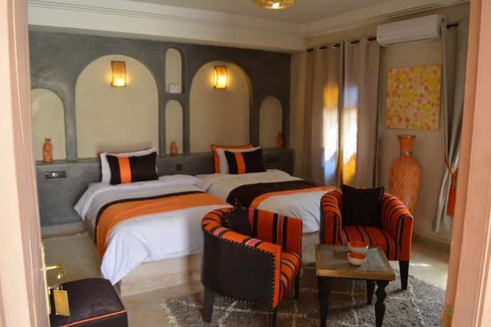 Imagen de la habitación del Hotel Riad Azawad. Foto 14