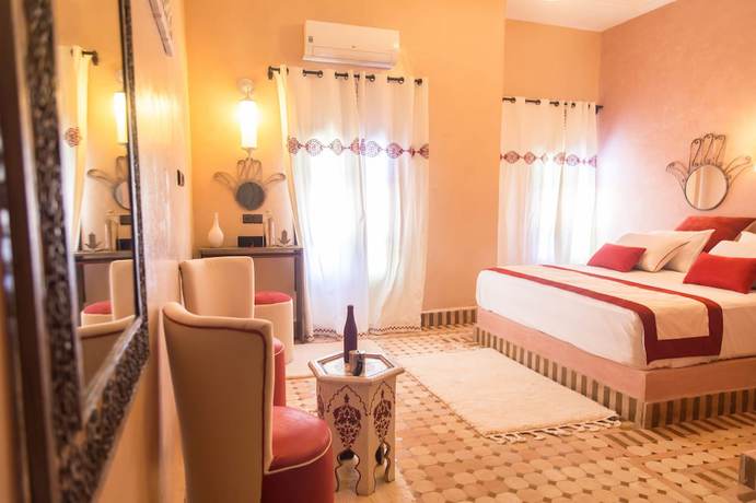 Imagen de la habitación del Hotel Riad Azawad. Foto 18