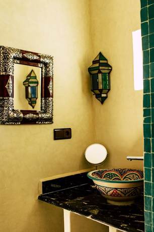 Imagen de la habitación del Hotel Riad Caravasar. Foto 9