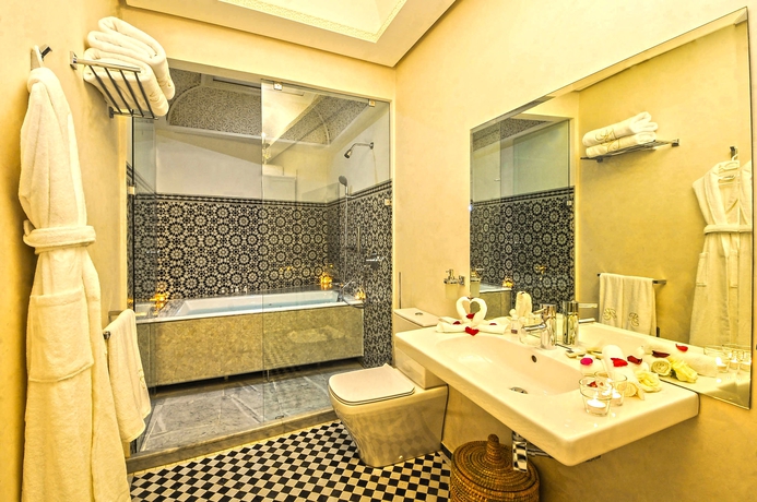 Imagen de la habitación del Hotel Riad Dar Grawa. Foto 9