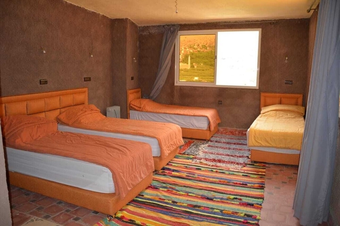 Imagen de la habitación del Hotel Riad Dar Tagine. Foto 5