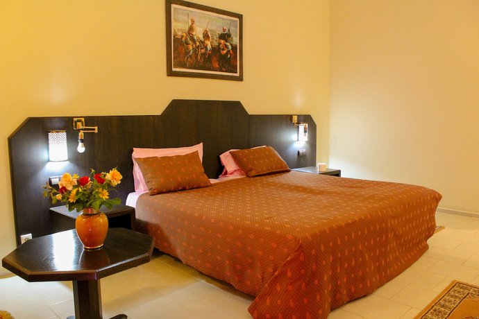 Imagen de la habitación del Hotel Riad Dar Zen Salma. Foto 4