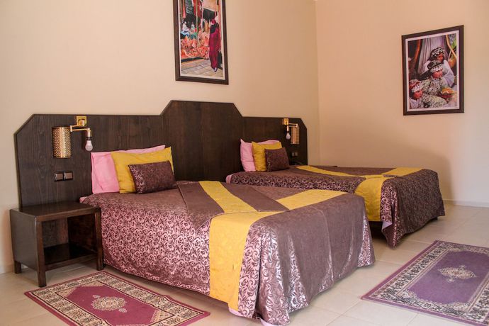 Imagen de la habitación del Hotel Riad Dar Zen Salma. Foto 10