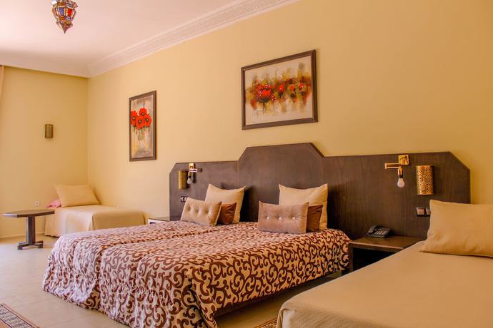 Imagen de la habitación del Hotel Riad Dar Zen Salma. Foto 11