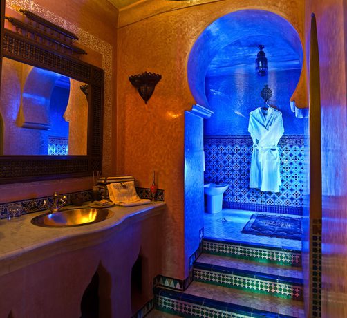 Imagen de la habitación del Hotel Riad Dar Ziryab. Foto 12