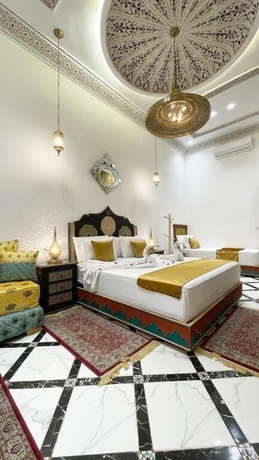 Imagen de la habitación del Hotel Riad Jnane Fes Medina and Luxury Palace. Foto 9
