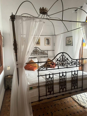 Imagen de la habitación del Hotel Riad Khadija Mille et une Nuit. Foto 2