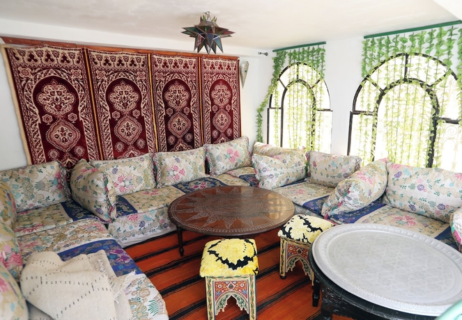 Imagen de la habitación del Hotel Riad Khadija Mille et une Nuit. Foto 5