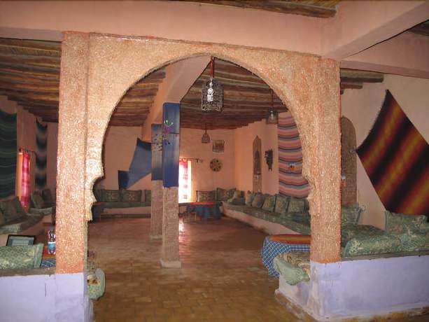 Imagen de los interiores del Hotel Riad Les Flamants Roses, Hassilabied. Foto 18