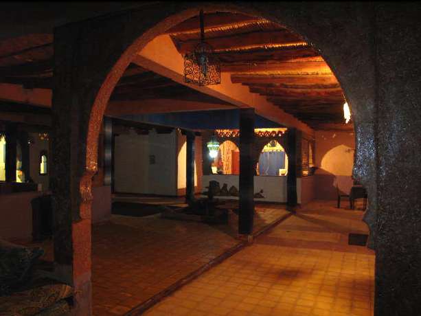 Imagen de los interiores del Hotel Riad Les Flamants Roses, Hassilabied. Foto 19