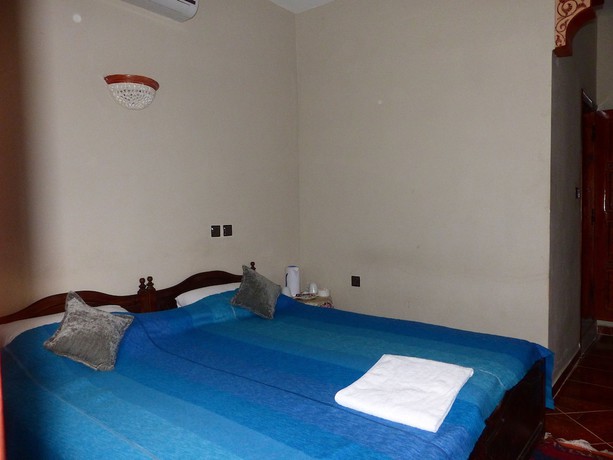 Imagen de la habitación del Hotel Riad Oussagou. Foto 9