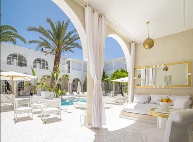 Imagen de la piscina del Hotel Riad Palais Blanc. Foto 18