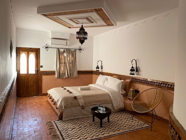 Imagen de la habitación del Hotel Riad Rihana Tamlalte. Foto 10