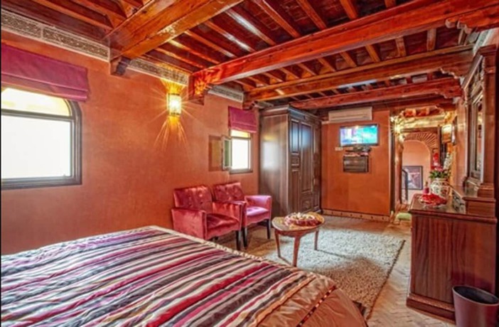 Imagen de la habitación del Hotel Riad dar Essalam. Foto 5