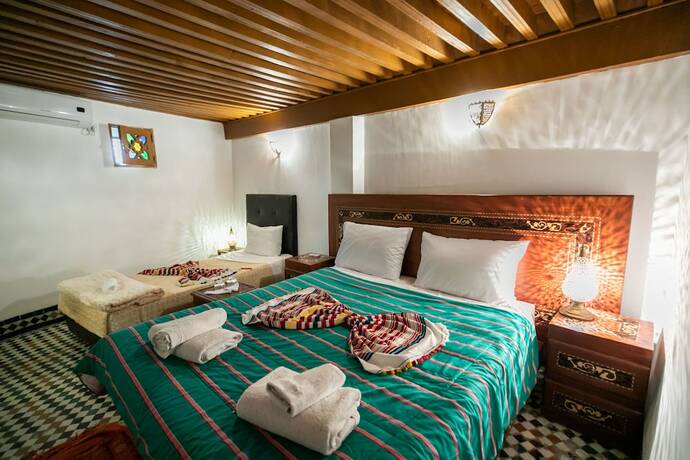 Imagen de la habitación del Hotel Riad fes iline. Foto 6