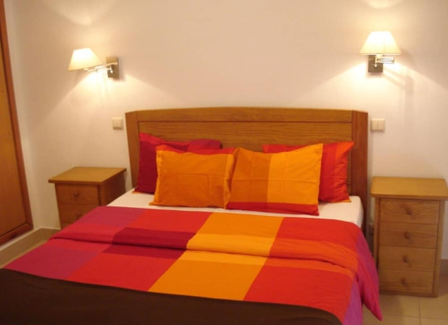 Imagen de la habitación del Hotel Rialgarve. Foto 5