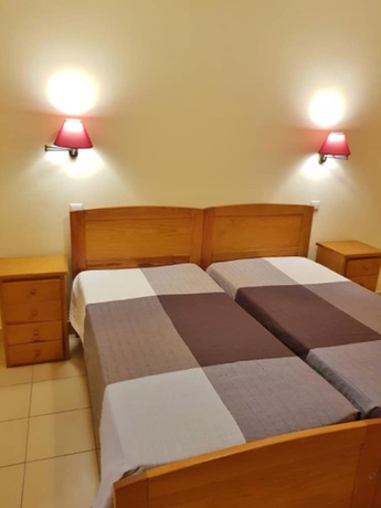 Imagen de la habitación del Hotel Rialgarve. Foto 16