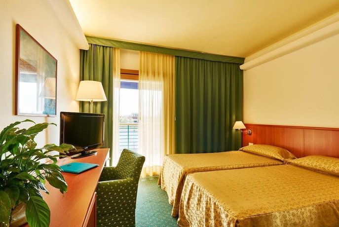 Imagen de la habitación del Hotel Rialto, Grado. Foto 15