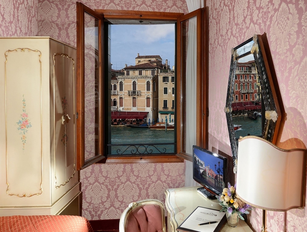 Imagen de la habitación del Hotel Rialto, Venecia. Foto 7