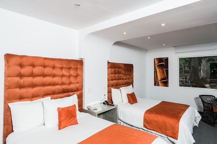 Imagen de la habitación del Hotel Riande Aeropuerto and Casino. Foto 9