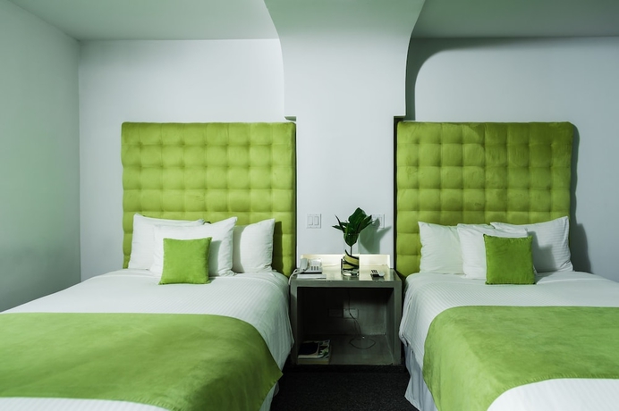 Imagen de la habitación del Hotel Riande Aeropuerto and Casino. Foto 10