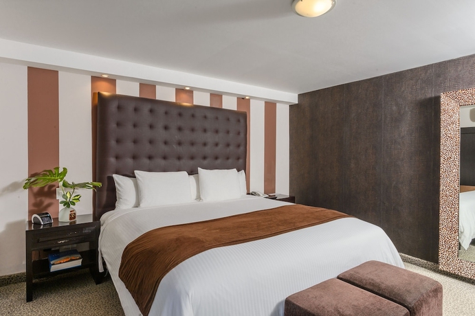 Imagen de la habitación del Hotel Riande Urban. Foto 4