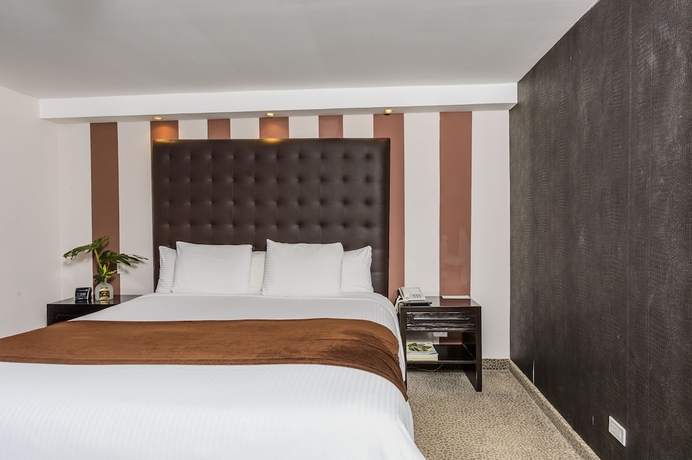 Imagen de la habitación del Hotel Riande Urban. Foto 5