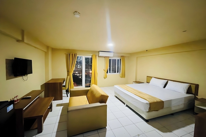 Imagen de la habitación del Hotel Riau, Bekasi. Foto 2