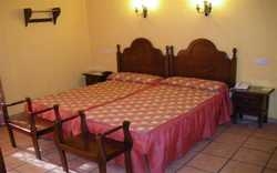 Imagen de la habitación del Hotel Riavela. Foto 9