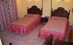 Imagen de la habitación del Hotel Riavela. Foto 10