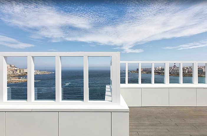 Imagen de la habitación del Hotel Riazor, A Coruña. Foto 9