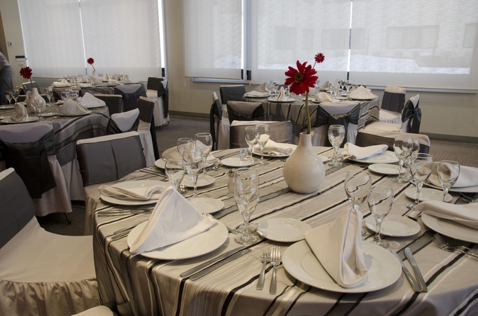 Imagen del bar/restaurante del Hotel Riazor Aeropuerto. Foto 2