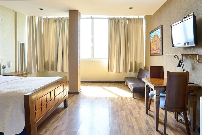 Imagen de la habitación del Hotel Riazor, Zona Colonial. Foto 12