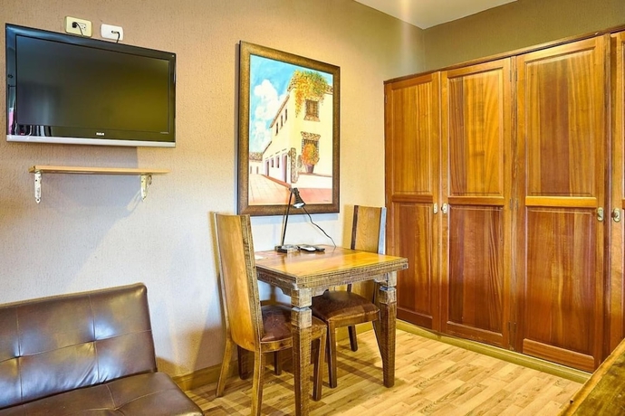 Imagen de la habitación del Hotel Riazor, Zona Colonial. Foto 15