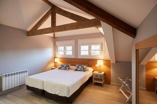 Imagen de la habitación del Hotel Ribadesella Playa. Foto 4