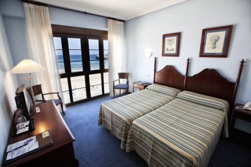 Imagen de la habitación del Hotel Ribadesella Playa. Foto 5