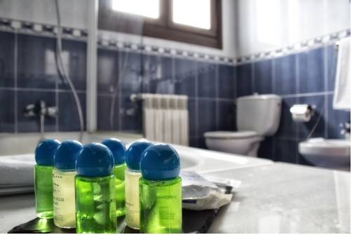 Imagen de la habitación del Hotel Ribadesella Playa. Foto 7